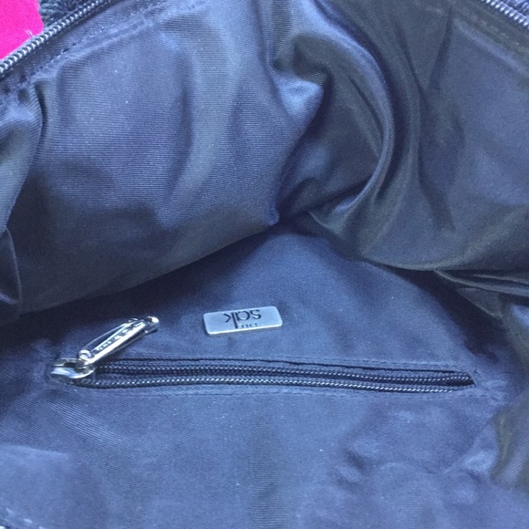 Black SAK Handbag w/ Handcrafted Geishas Hand-stitched Appliqué - Picture 6 of 10